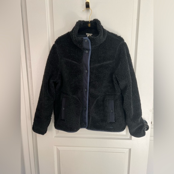 LL Bean Black Sherpa Fleece Jacket Women’s Size XL - Picture 3 of 8
